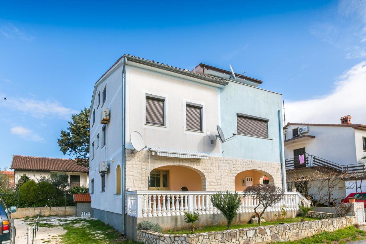 Branko Apartment Medulin Exterior photo